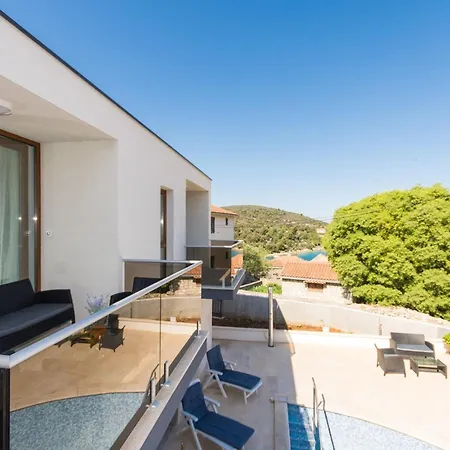 La - Comfort One-bedroom With Terrace And Sea View *
