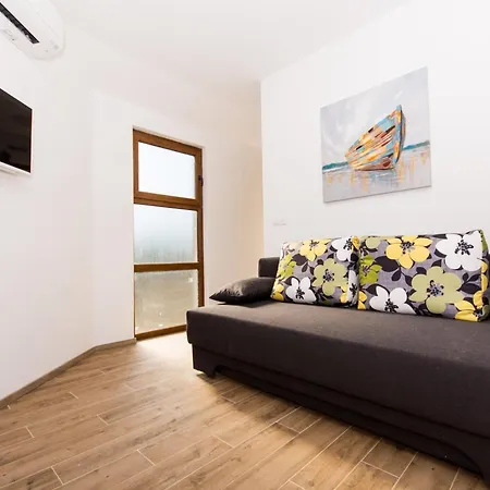 La - Comfort One-bedroom With Terrace And Sea View * Veliki Drvenik