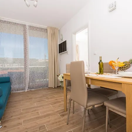 La - Comfort One-bedroom With Terrace And Sea View * Veliki Drvenik