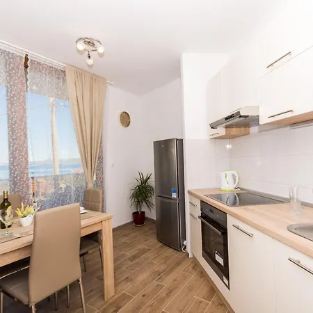 La - Comfort One-bedroom With Terrace And Sea View