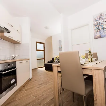 Appartement La - Comfort One-bedroom With Terrace And Sea View *